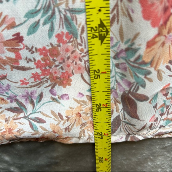 First Look Multicolor Floral Blouse NWOT - Picture 3 of 5